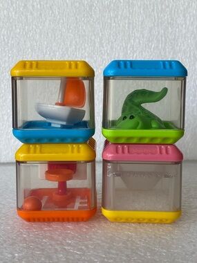 Lot of 4 Vintage Fisher Price Peek-A-Boo Sensory Discovery Blocks Cubes